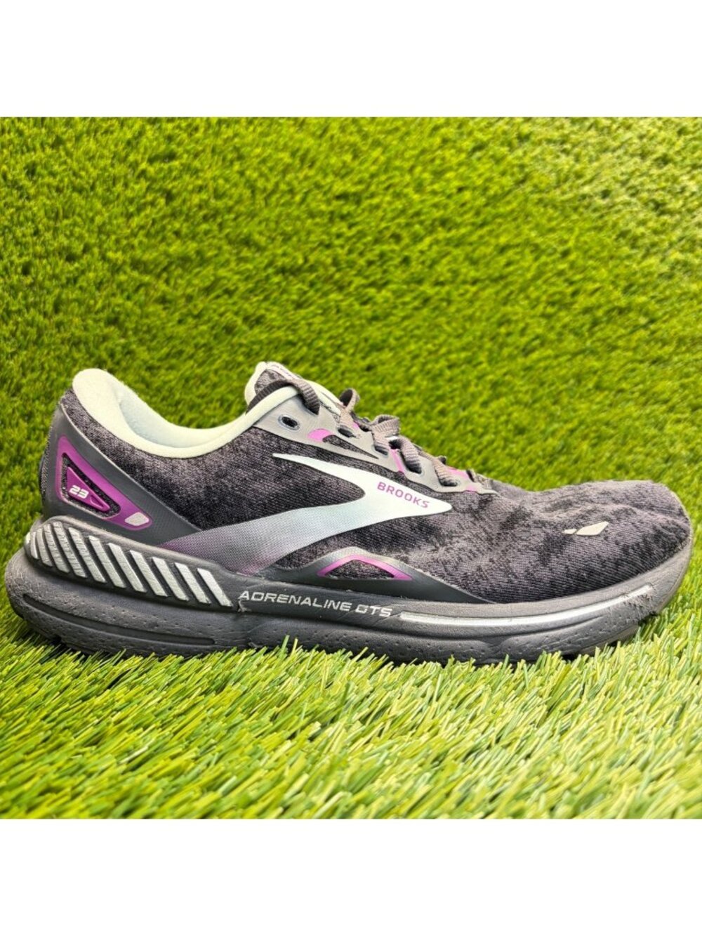 Brooks Adrenaline GTS 23 Womens Size 10 Black Athletic Running Shoes Sneakers